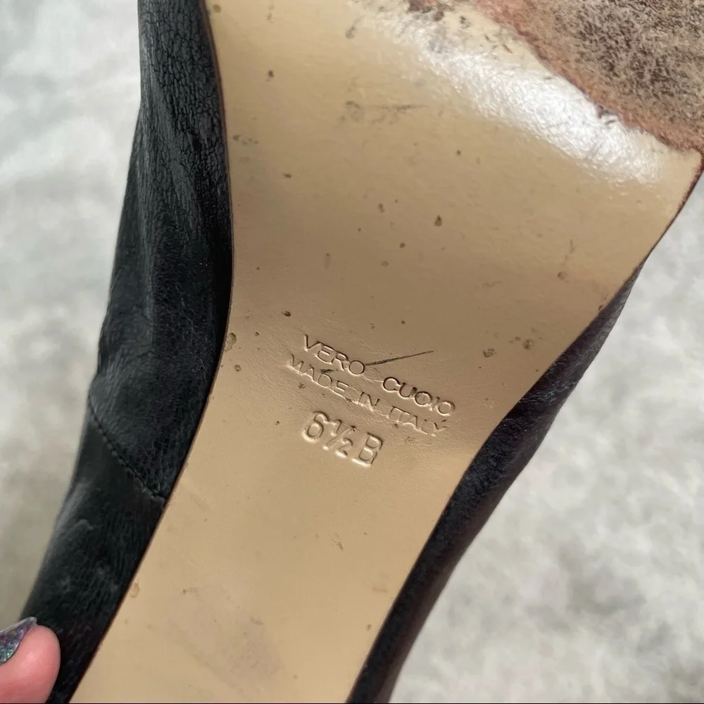 Tibi New York Black Snake Embossed Leather Round Toe  Hidden Platform Pumps 36.5